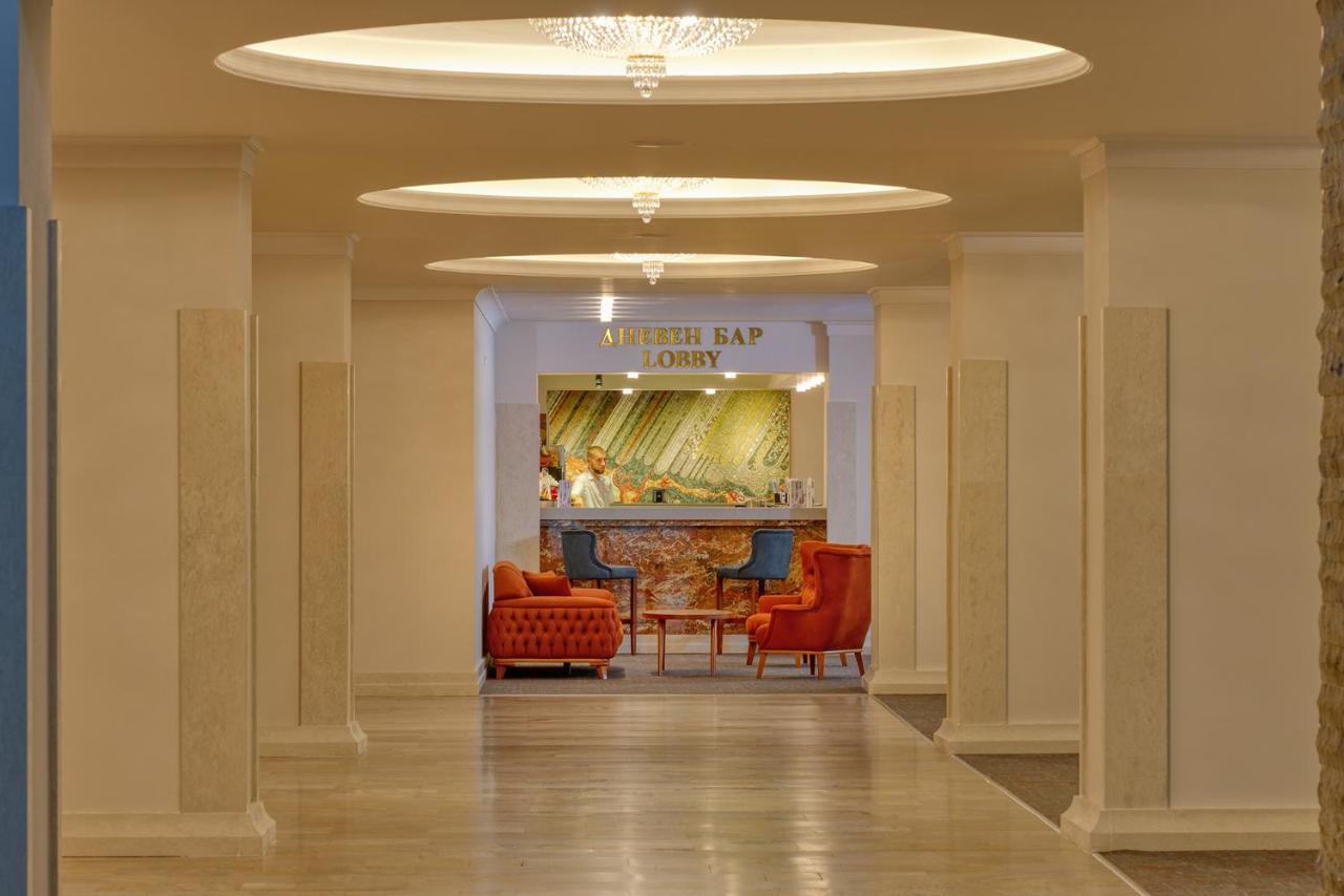 Augusta Spa Hotel Chissarja Exterior foto