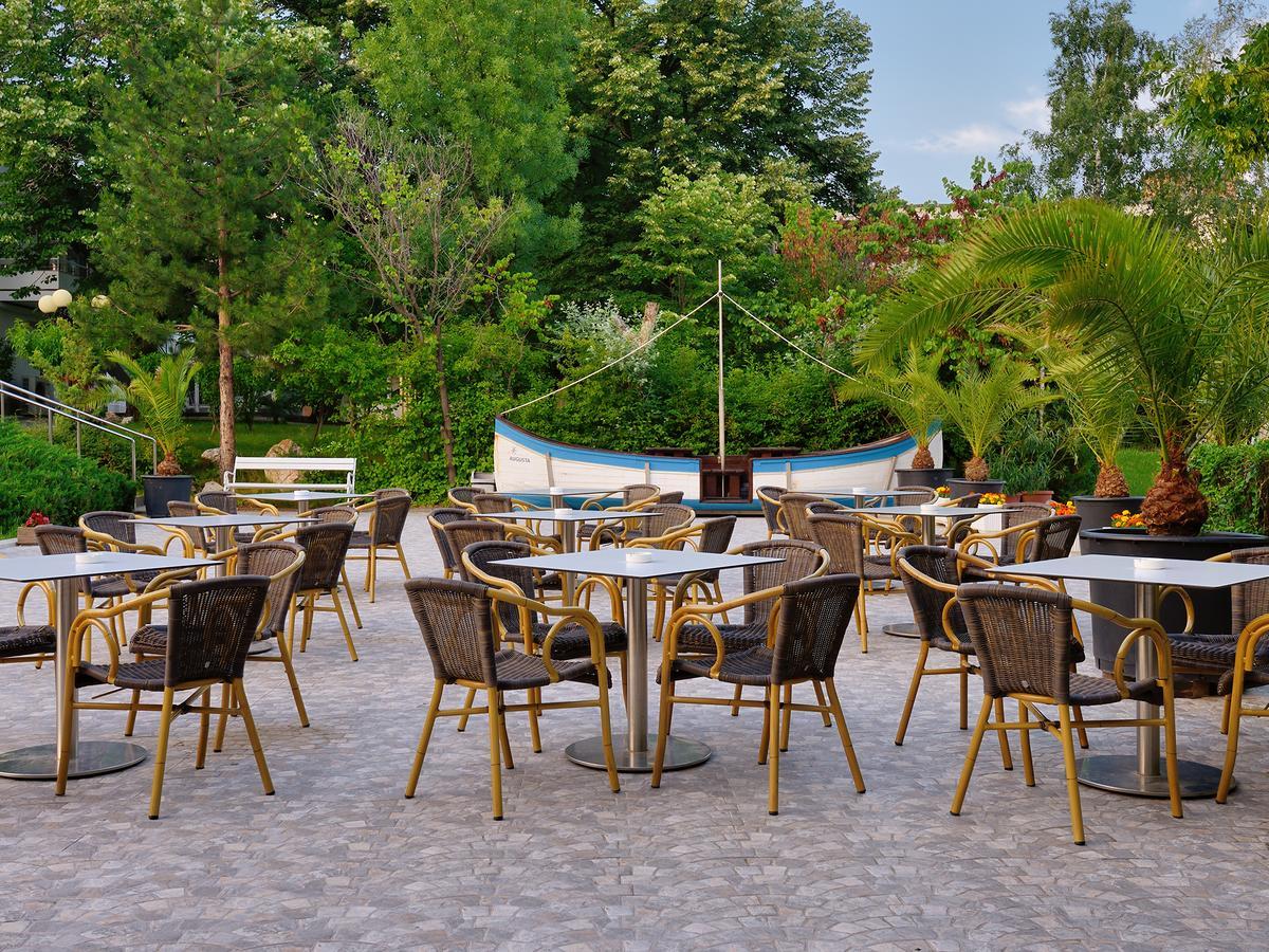 Augusta Spa Hotel Chissarja Exterior foto