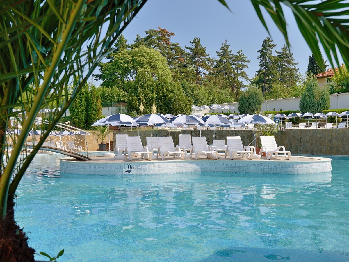Augusta Spa Hotel Chissarja Exterior foto